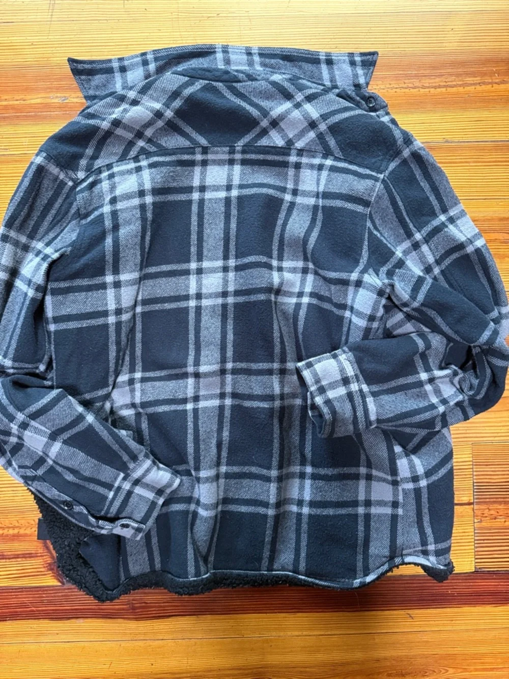 Men's Element Black & Gray Plaid Sherpa-Lined Jacket